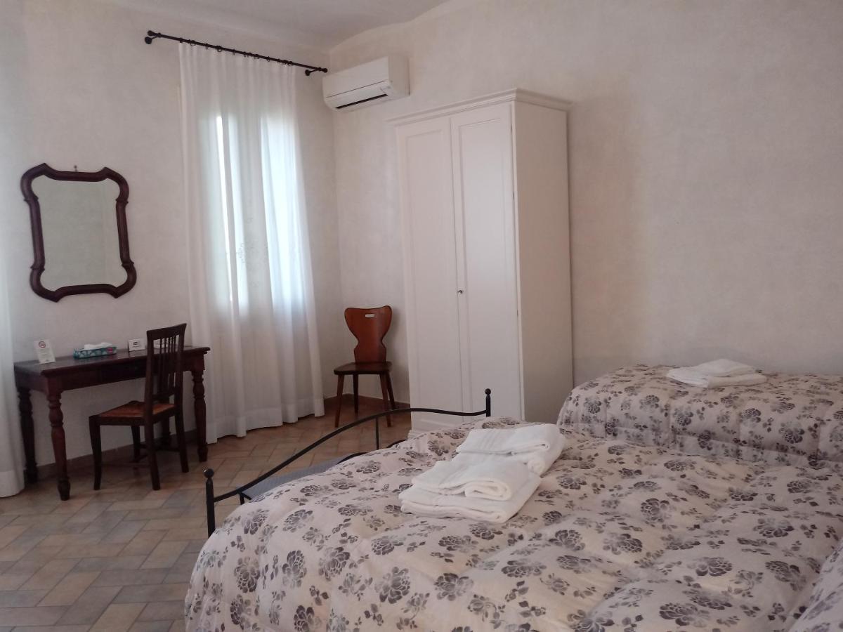 سوزارّا B&B Residence Il Ciliegio , Via Villa Superiore 93 Luzzara المظهر الخارجي الصورة